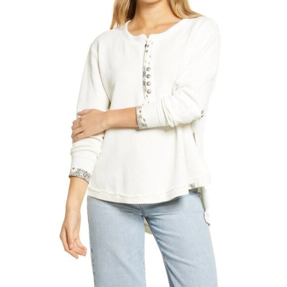 Free People Fall For You Waffle Weave Slouchy Henley Women’s Size XS Ivory NEW - Picture 2 of 11